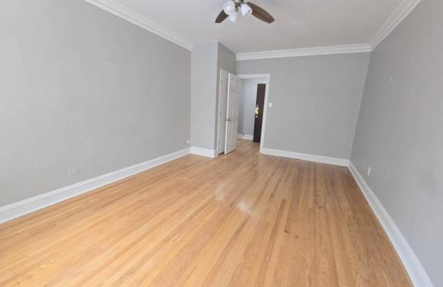656 E 81st Gallery 4
