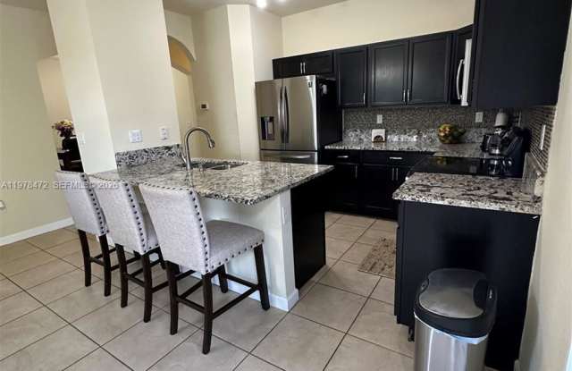 133 Southeast 28th Terrace photos photos