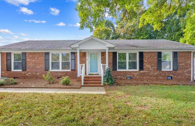 3803 Derbyshire Dr - 3803 Derbyshire Drive, Greensboro, NC 27410
