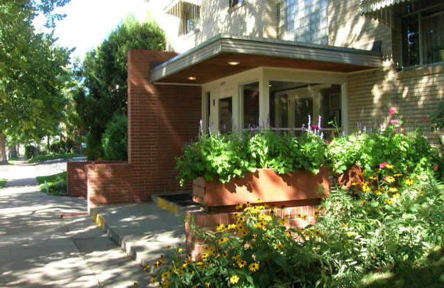 Ogden Arms at 800 Ogden Gallery 1