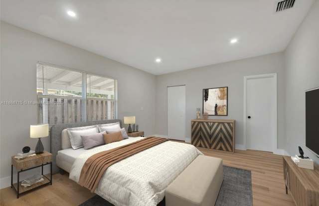 840 NW 39th St photos photos