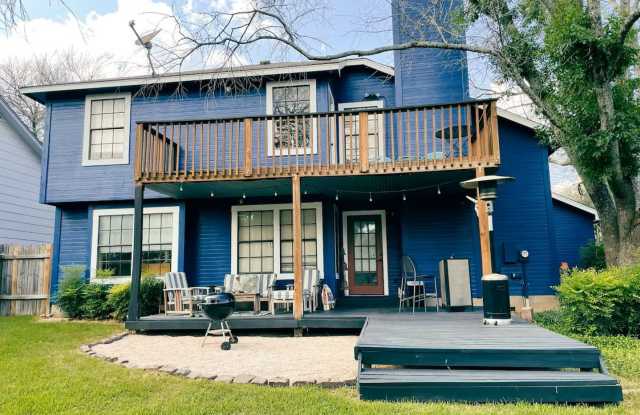 Beautifully Updated 3/2 — FULLY FURNISHED in North Austin photos photos