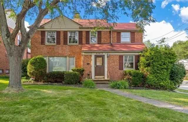 23613 E Baintree - Charming 3 Bedroom photos photos