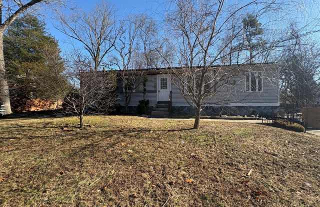 916 WILLOW Lane photos photos