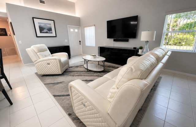 4214 SE HOME Way Gallery 4