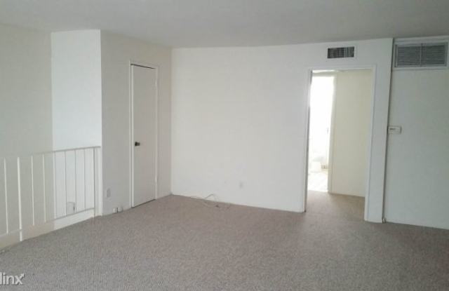 433 S Palm Dr 2 Gallery 3