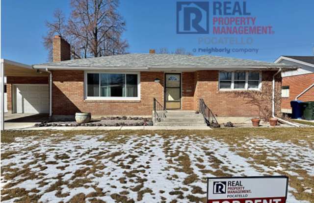 3 bed 2 bath house - 1 car garage - PET FRIENDLY photos photos