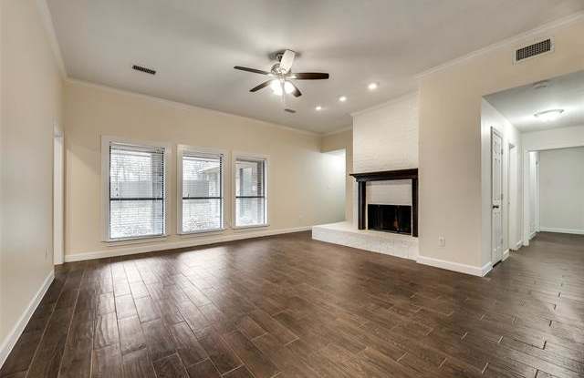 8 Timberline Drive Gallery 4