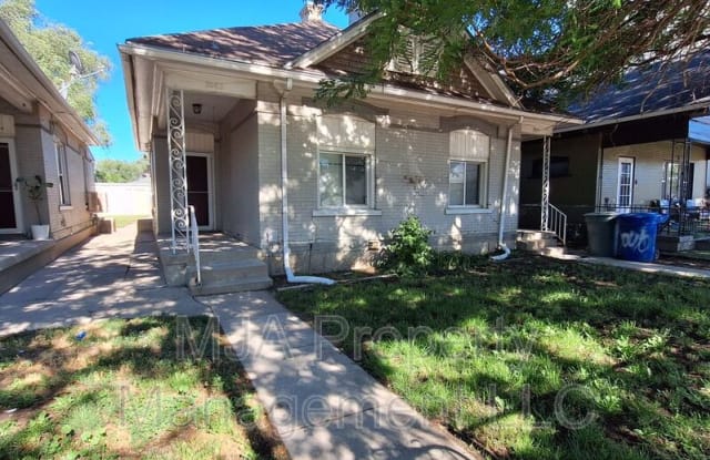 1043 S 200 W photos photos