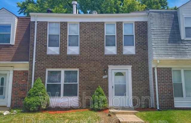 527 Peacock Dr - 527 Peacock Drive, Summerfield, MD 20785