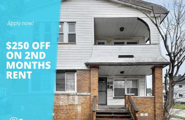 11917 Forest Avenue photos photos