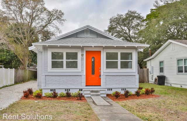 952 27th St N - 952 27th Street North, St. Petersburg, FL 33713