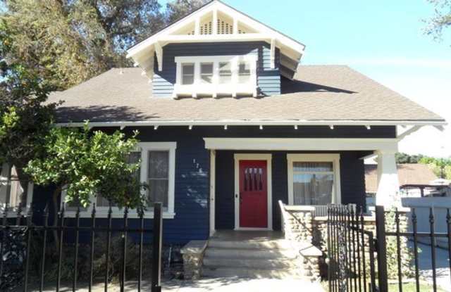Charming craftsman home located in the highly desirable Old Town Orange Historical District photos photos
