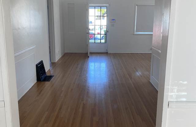 5243 Wilkinson Ave photos photos