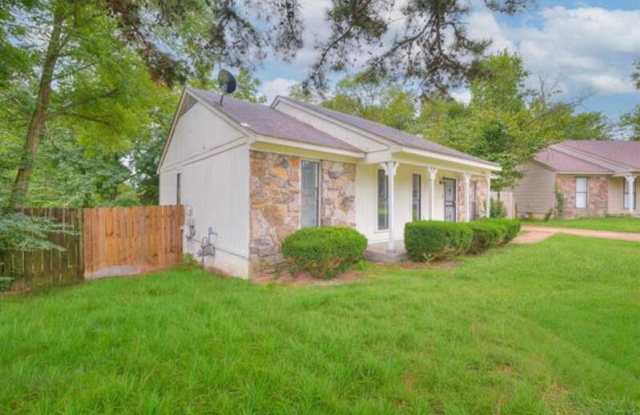 4378 Sherrycrest Cove Gallery 2