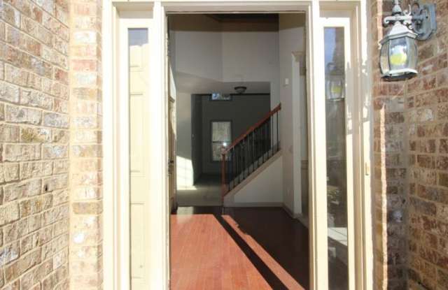 1377 Jameson Lane Gallery 3