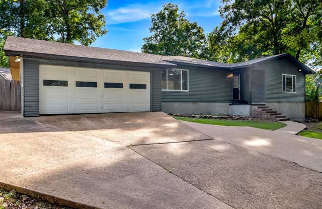 4BR/3BA Updated Home – Quiet Cove + Fenced Yard! photos photos