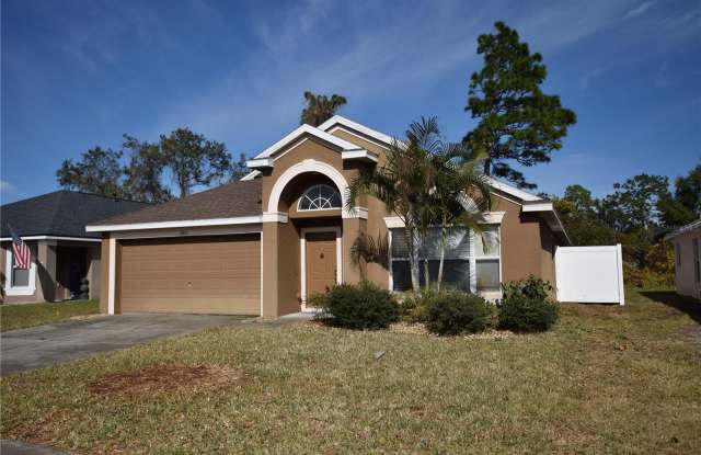 685 FAWN RIDGE DRIVE - 685 Fawn Ridge Drive, Orange City, FL 32763