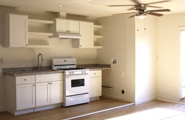 Studio Apartment Quailwood Neighborhood photos photos