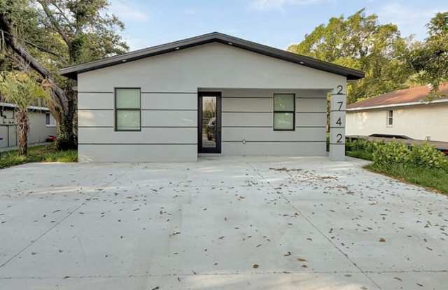 2742 Orange Street photos photos