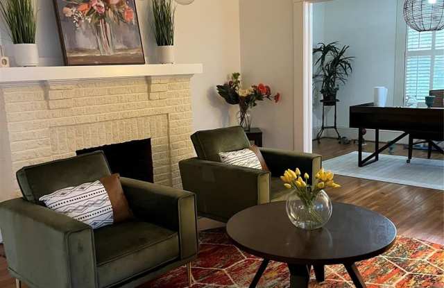 2615 Sharon Road photos photos