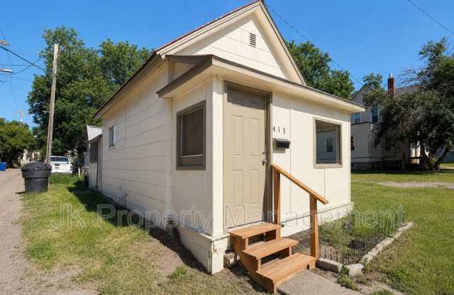 413 6th Street S photos photos
