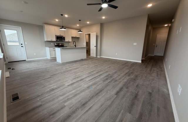 1183 E Habersham Street Gallery 3
