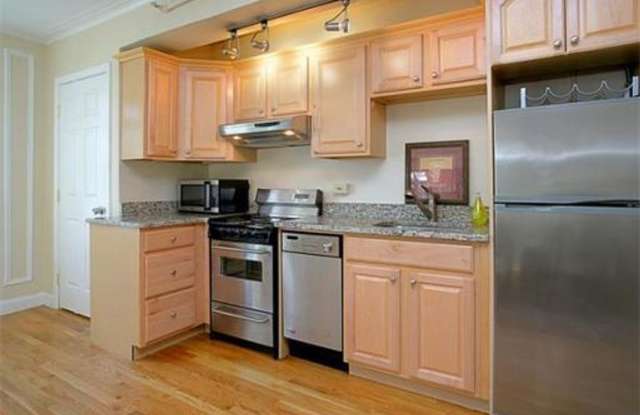 Grad Friendly Apt near Coolidge Corner w Heat  Hot Water Inc! Near T! YT VIdeo Tour photos photos