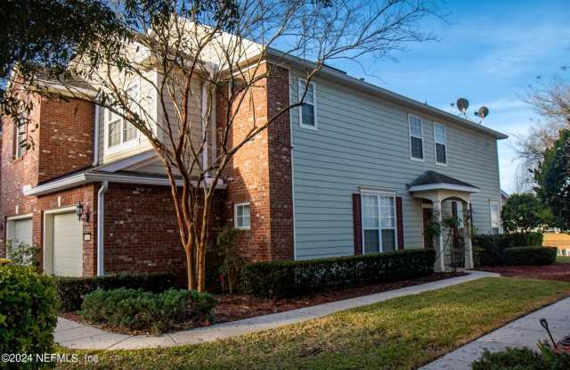 7008 ROUNDLEAF Drive - 7008 Roundleaf Drive, Jacksonville, FL 32258