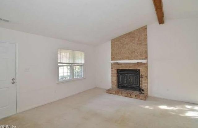 1020 Tealwood Drive Gallery 3