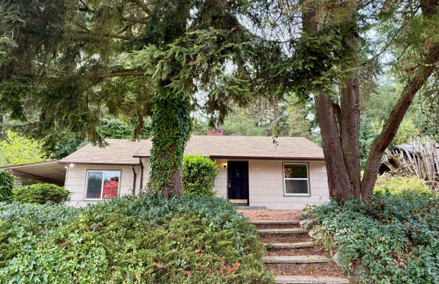 Available Now, Quaint 3-Bedroom Gem Across from Ridgecrest Elementary photos photos