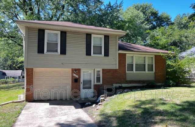 8107 E 91st Ter - 8107 East 91st Terrace, Kansas City, MO 64138