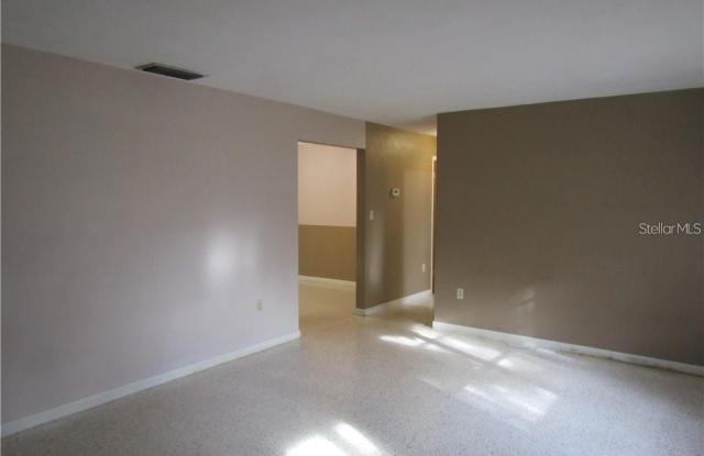 37039 PINE MEADOWS LANE Gallery 2
