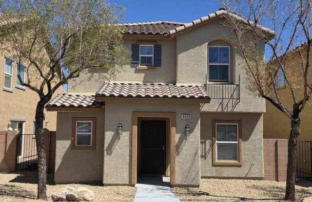 Impeccable Home in a Cul-de-Sac with Great Curb Appeal! Gallery 1