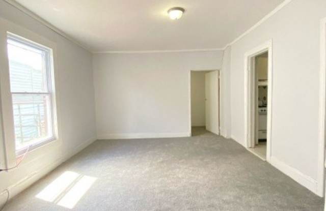 904 2nd Ave photos photos