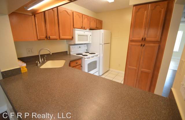 1624 S Pine Ridge Circle #D2 Gallery 4