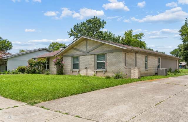 5517 Castleview Lane Gallery 2