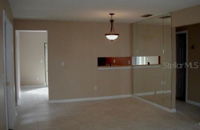 10705 MEADOWGLEN LANE Gallery 3