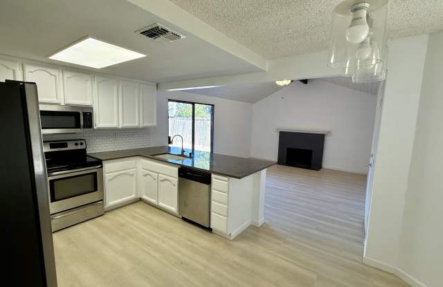 2197 Atrisco Cir Gallery 2