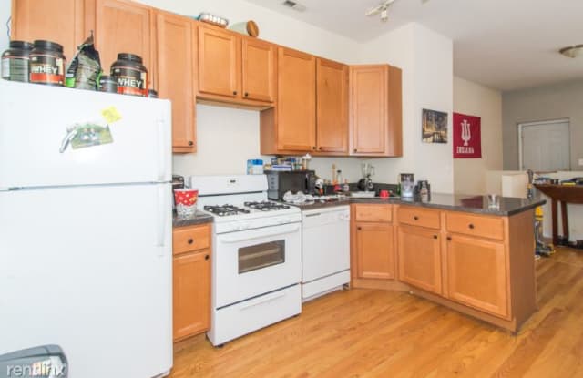 621 W Armitage Ave 1R - 621 W Armitage Ave, Chicago, IL 60614