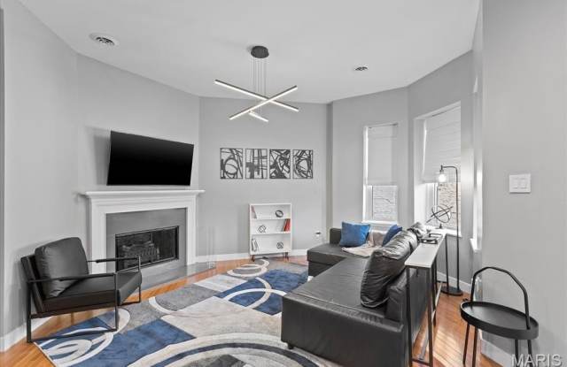 4309 Maryland Avenue - 4309 Maryland Avenue, St. Louis, MO 63108