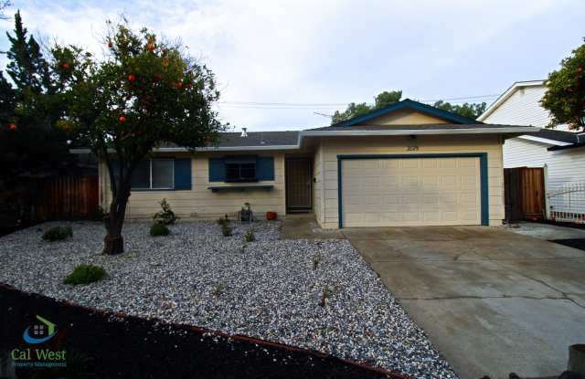 $4395-Remodeled 4 Bed, 2 Bath Home near Morrill Middle School-North San Jose photos photos