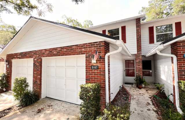 Lovely 2 Bd/2Ba Condo! photos photos