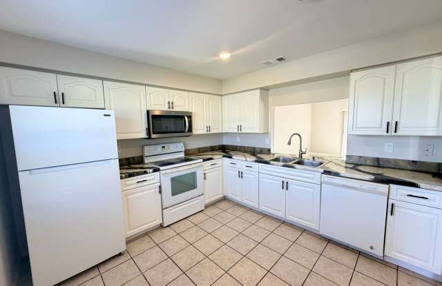 2 Bed 2 Bath Duplex with Screened Lanai in SE Cape Coral photos photos