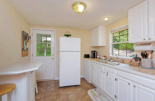 11820 AARON RD - 11820 Aaron Road, Jacksonville, FL 32218
