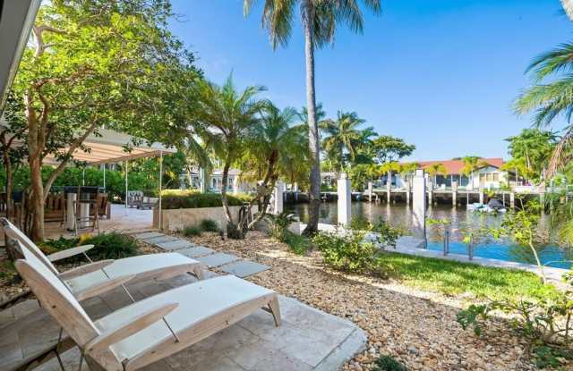 2809 NE 25th St - 2809 Northeast 25th Street, Fort Lauderdale, FL 33305