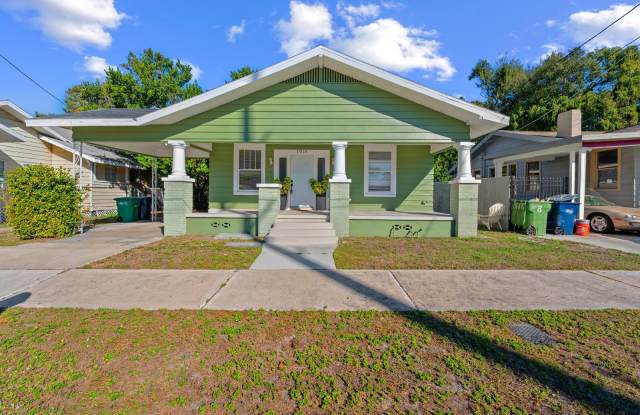 1010 East Lake Avenue photos photos