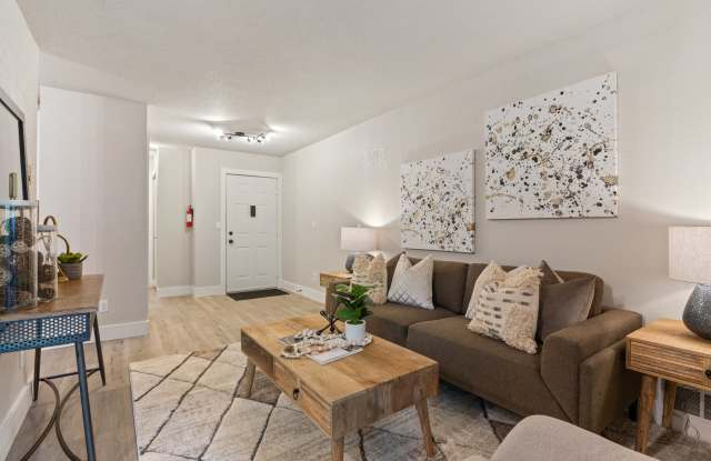 10820 E 3rd Ave - 9 photos photos