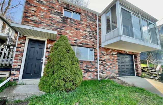 2 bedroom 2 bath home in Glassport photos photos