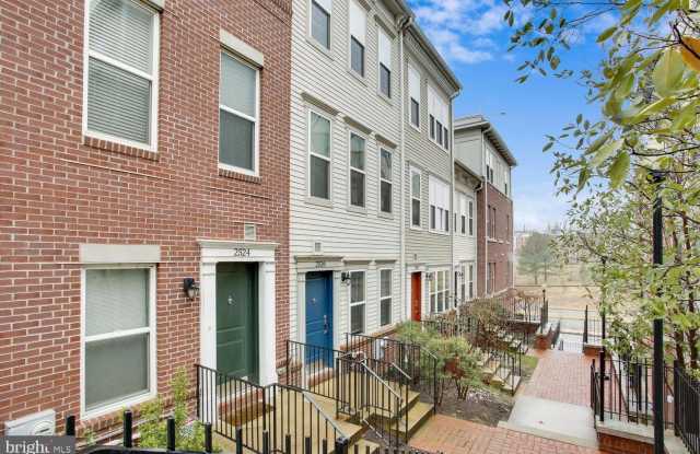 2526 SHERIDAN Road SE photos photos